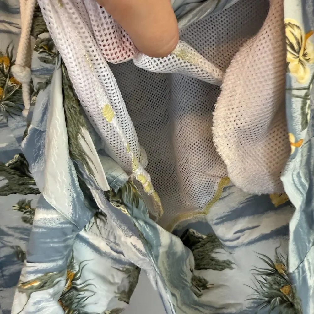 Tommy Bahama measurements 18